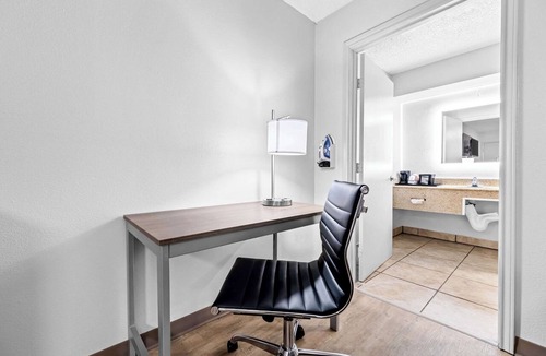 Plainview Hotel | Quality Inn Plainview