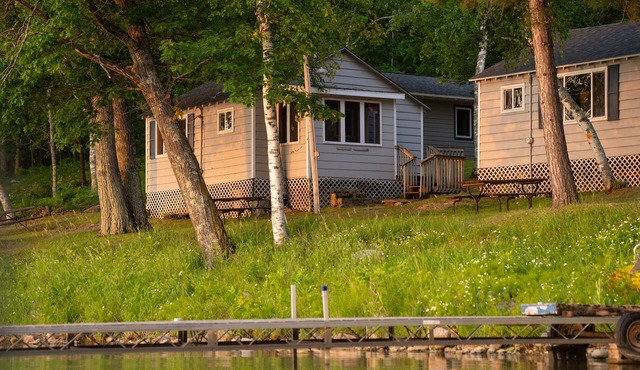 Webb Lake, Hackensack, Northern MN - 2 Bedroom, Sleeps 4 - Cabin #5 Blue Water